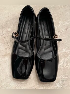 Coutgo Black Square Toe Patent Leather Mary Jane Shoes